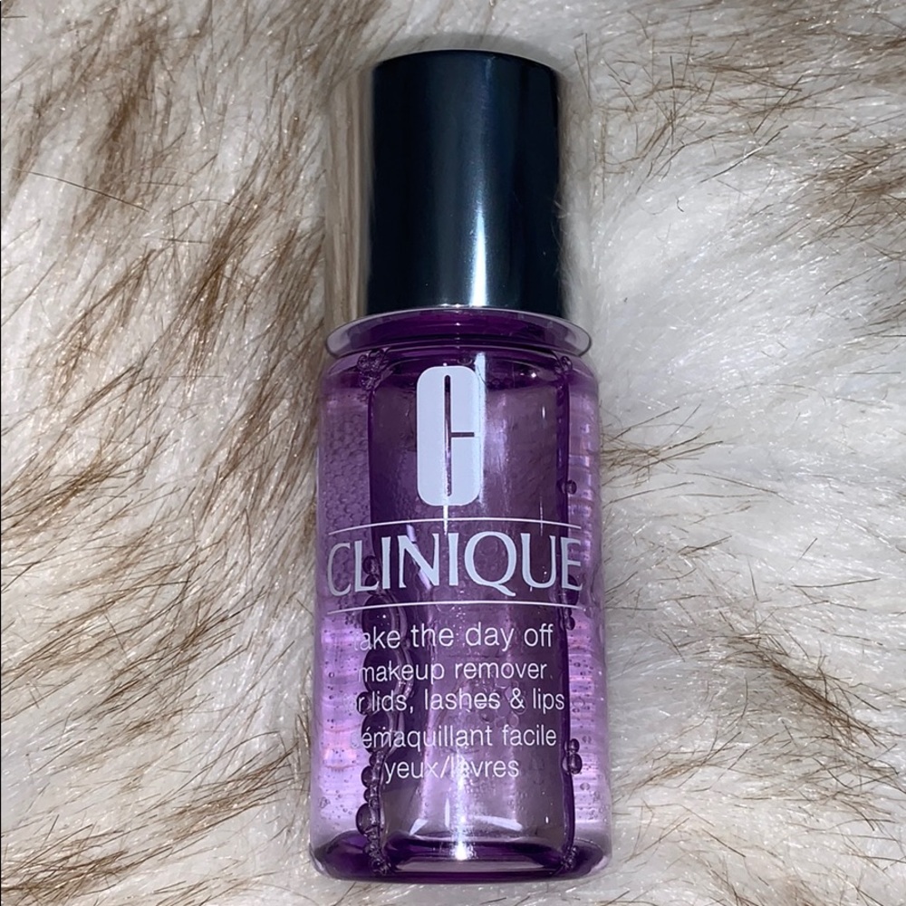 Clinique - Take the Day Off Makeup Remover